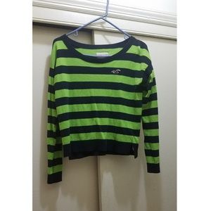 Green and Black Scoop neck Crop Top Sweater